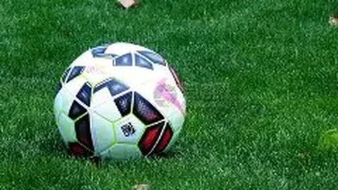 “我国短道速滑健儿亚冬会晋级下一轮比拼”