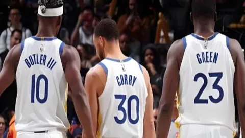 王皓两局领先终败，张继科：激战不息，全力以赴